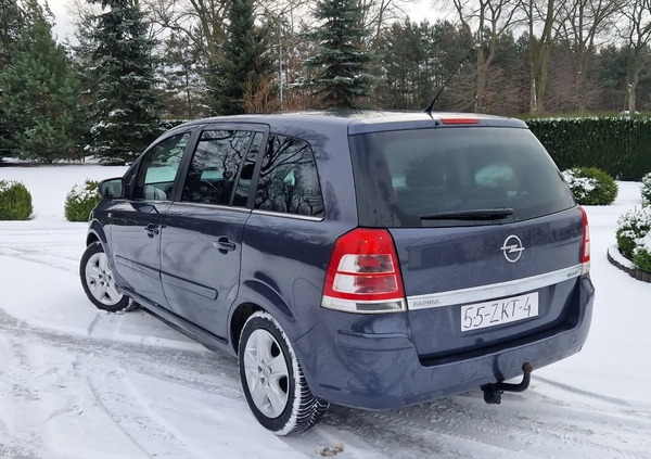 Opel Zafira cena 19777 przebieg: 218000, rok produkcji 2011 z Krynki małe 326